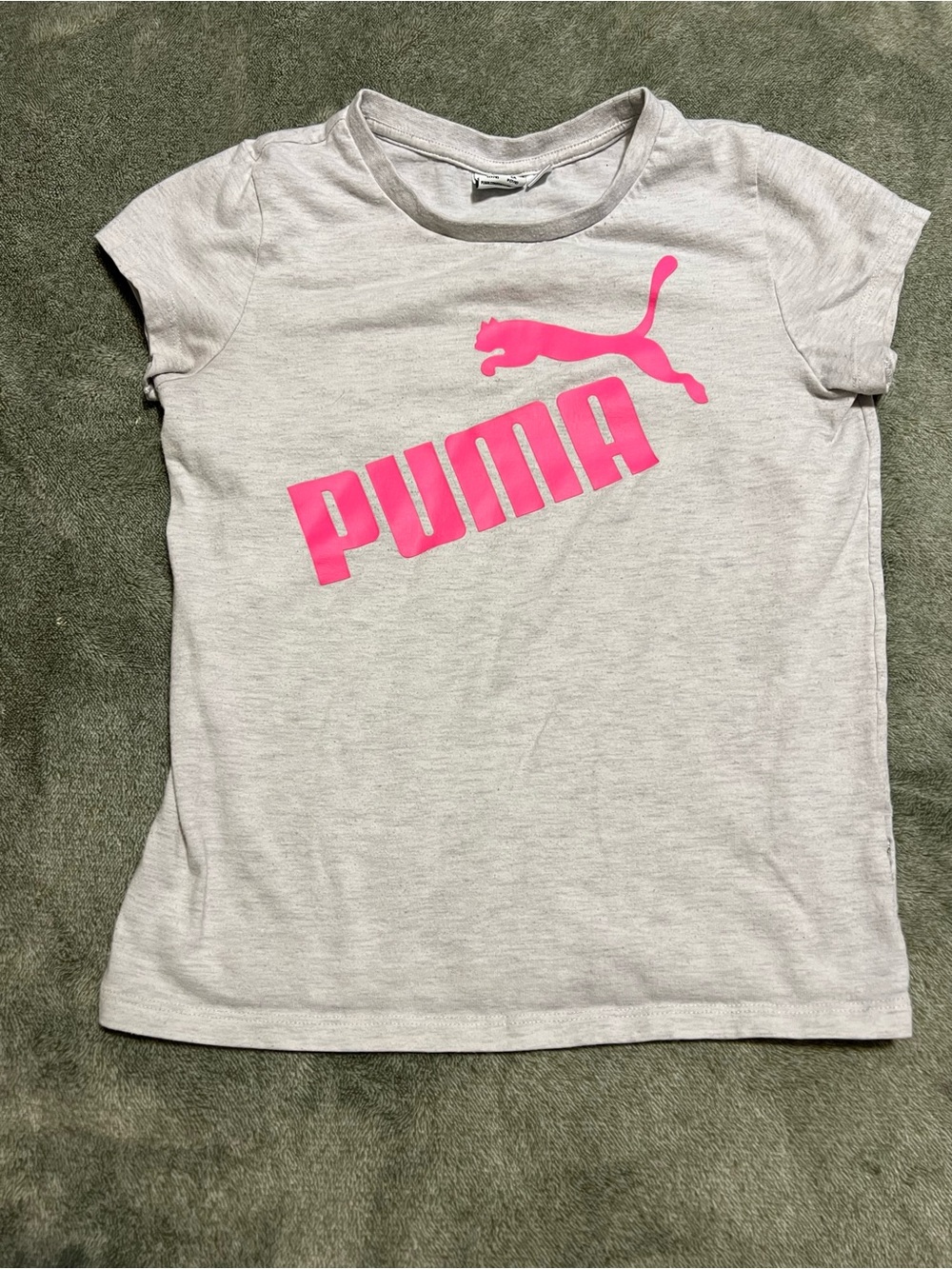 Girls Puma Light Gray Tee with Bright Pink Logo